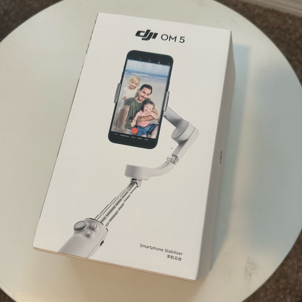 DJI OM 5 smartphone gimbal